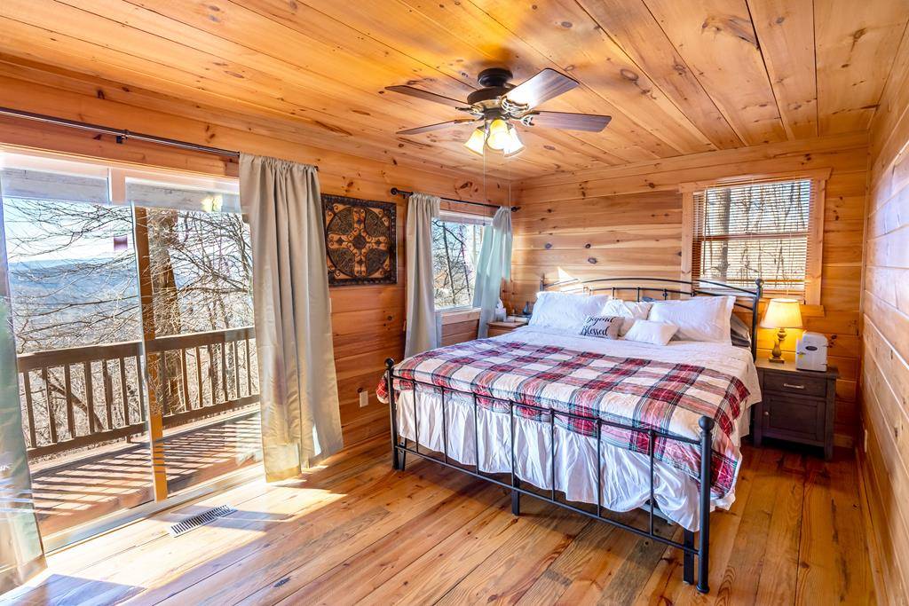 Ellijay, GA 30536,1074 Walnut Ridge