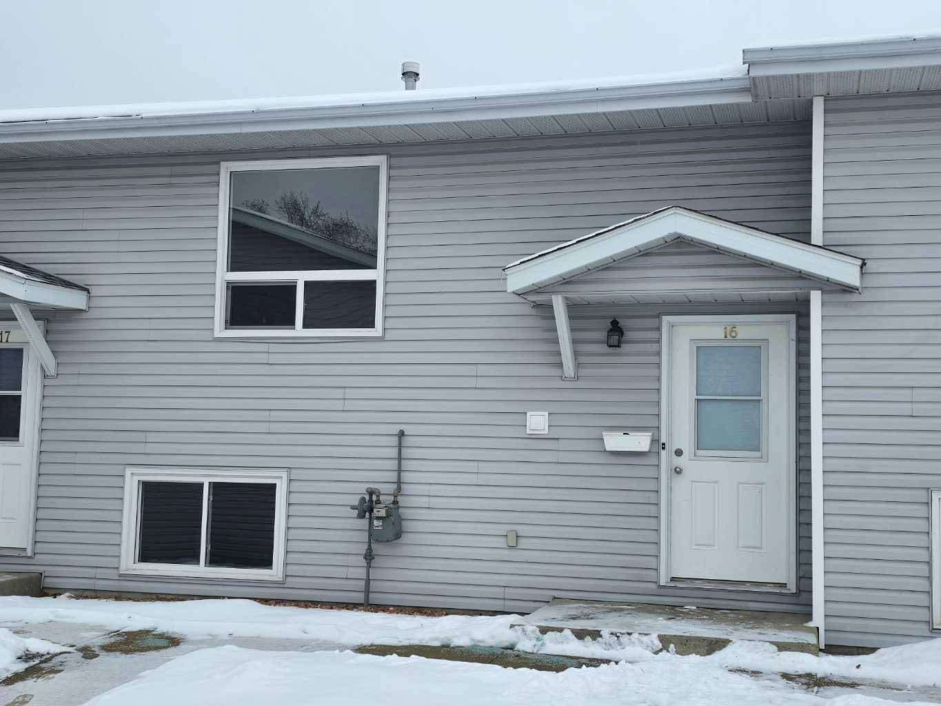 Red Deer, AB T4N4X7,10 Fairbank RD #16