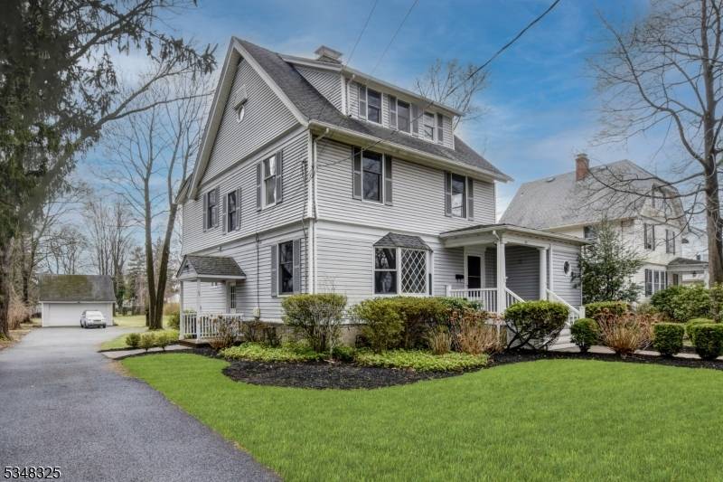 Morris Plains Boro, NJ 07950,44 Glenbrook Rd