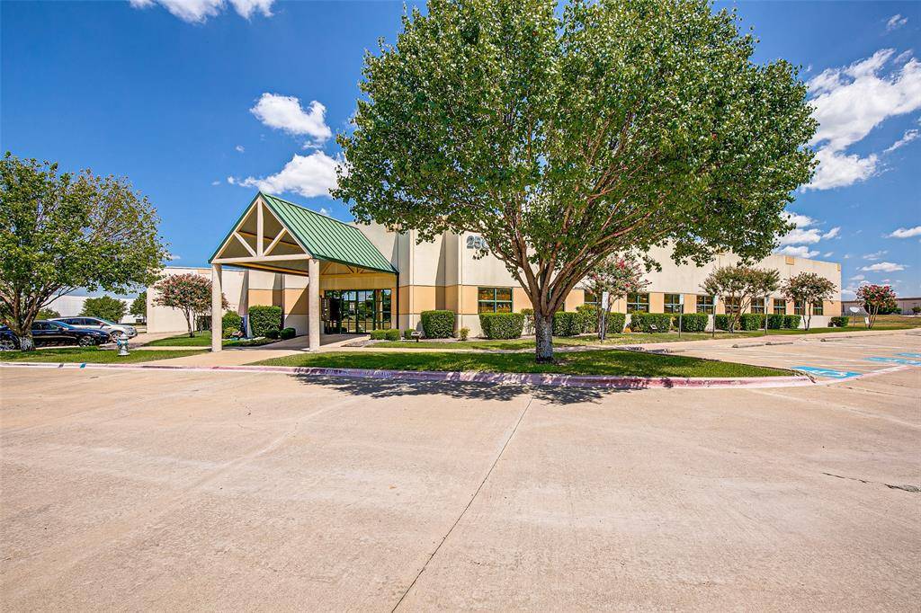 Rockwall, TX 75032,2500 Discovery Boulevard #200