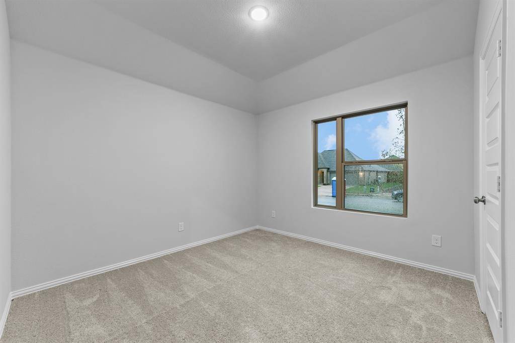 Van Alstyne, TX 75495,519 Forest Haven Drive