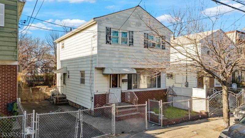 Jersey City, NJ 07305,109 Terhune Ave