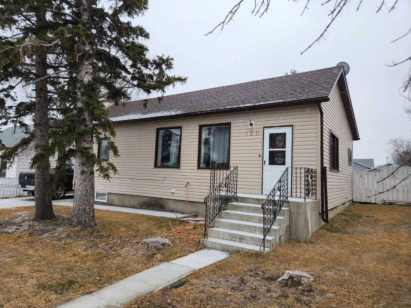 Fort Macleod, AB T0L 0Z0,128 20 ST