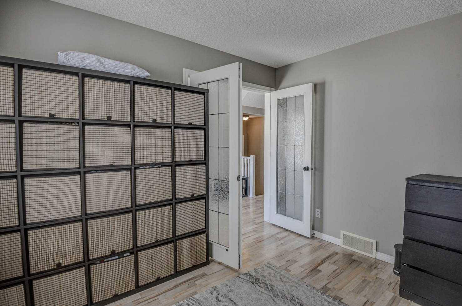Calgary, AB T3L3E1,9 Tuscany Ridge WAY NW