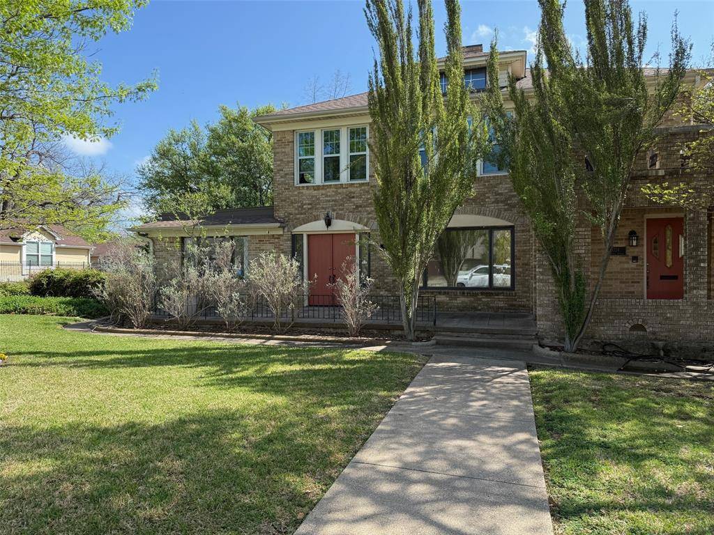 Dallas, TX 75214,6226 Richmond Avenue