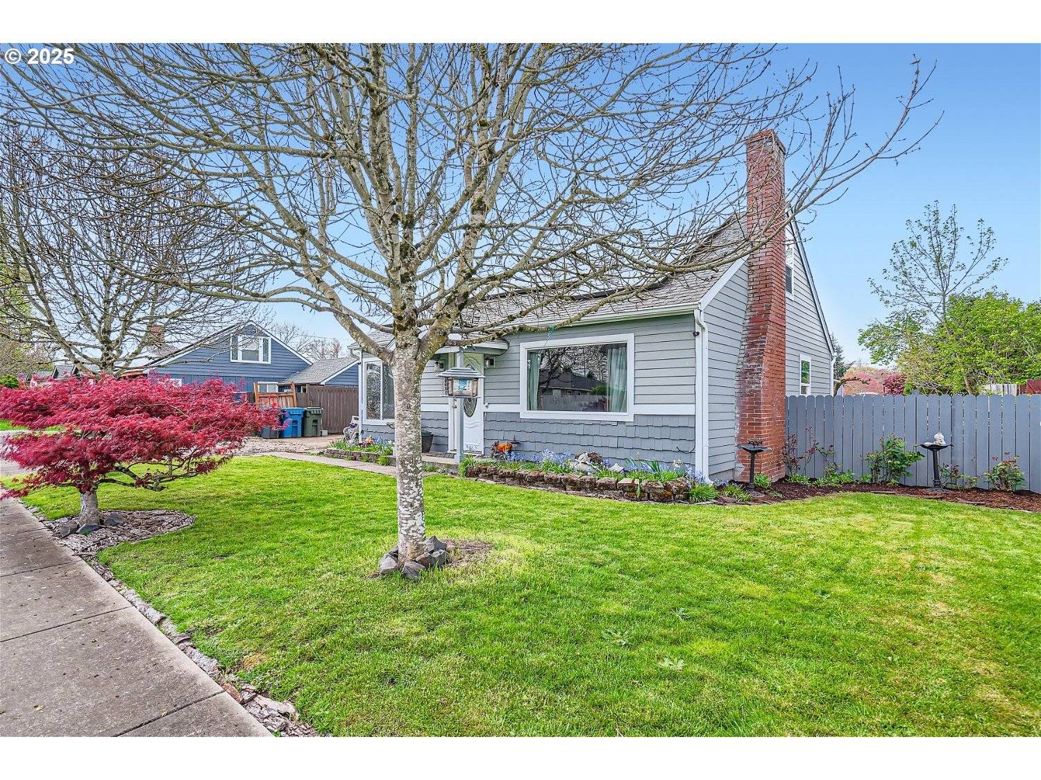 Salem, OR 97301,1585 NE PARK AVE