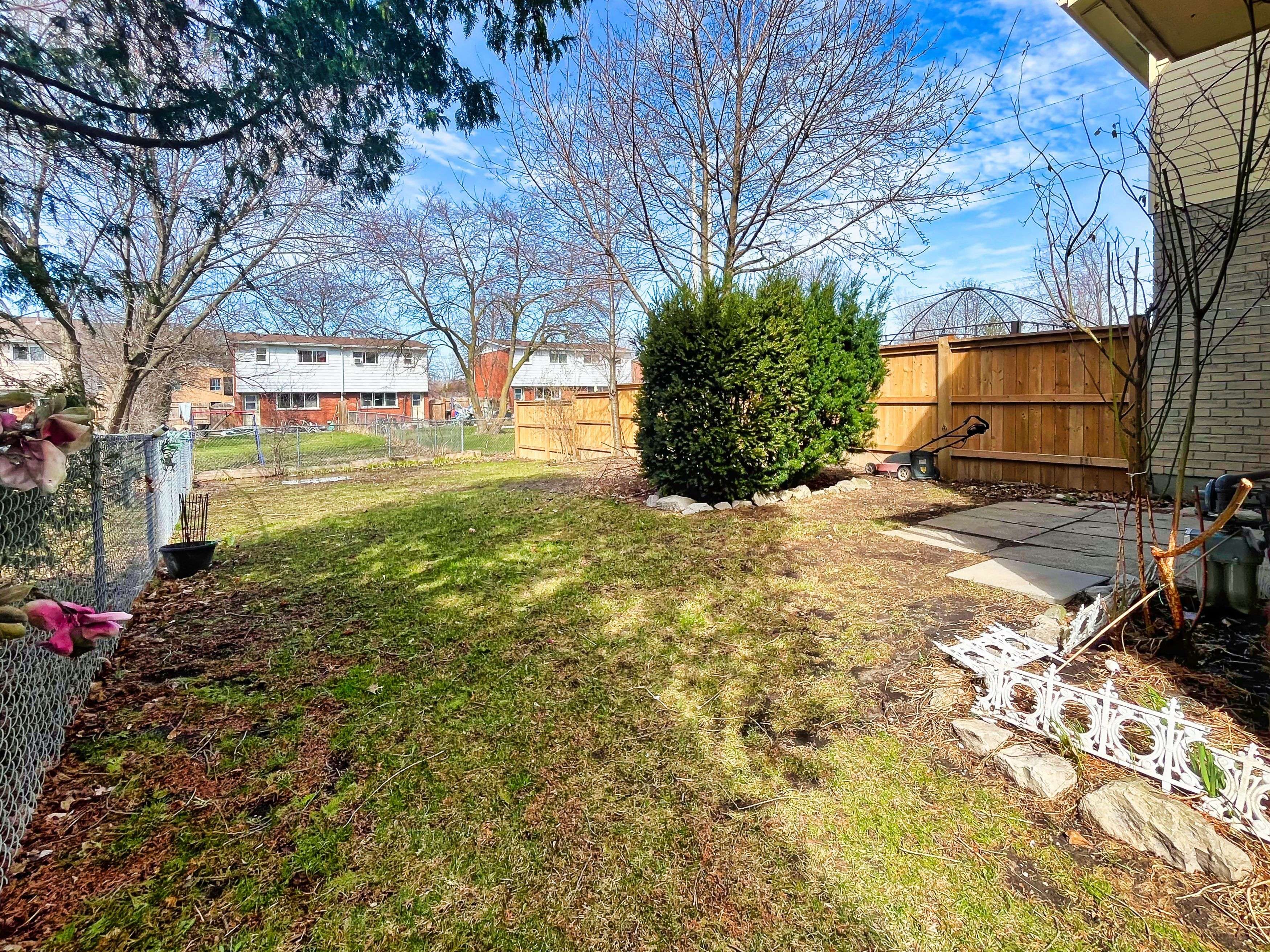St. Catharines, ON L2P 3T9,85 Oxford ST