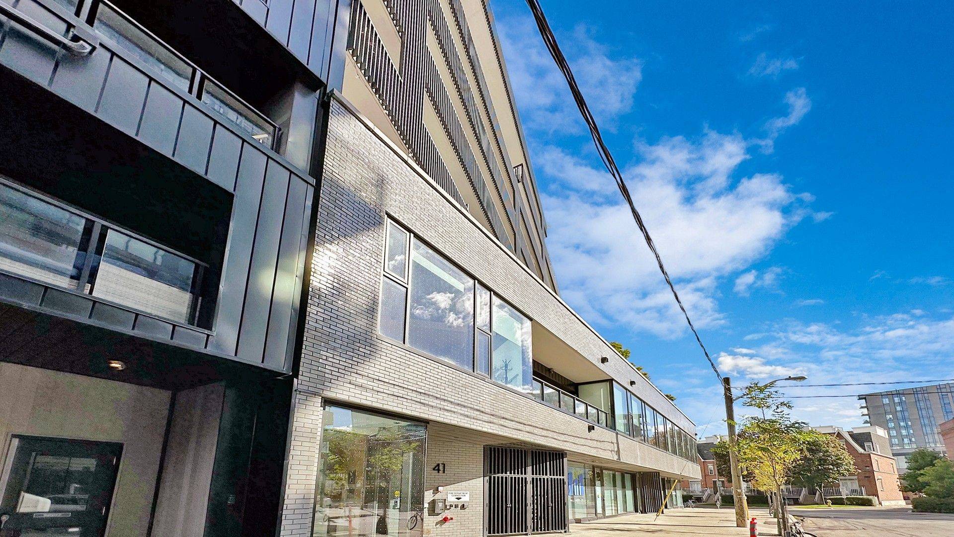 Toronto C01, ON M6J 3C2,41 Dovercourt RD #303