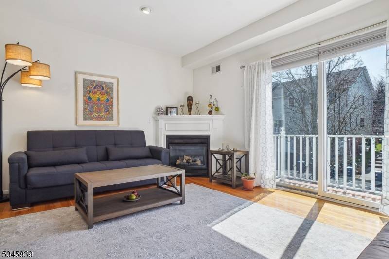 Scotch Plains Twp., NJ 07076,4 Riga Ct