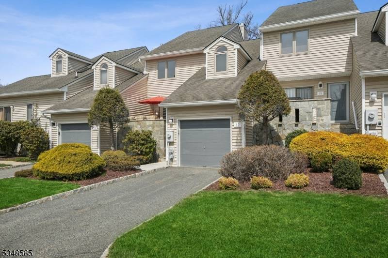West Orange Twp., NJ 07052,12 Lapis Cir