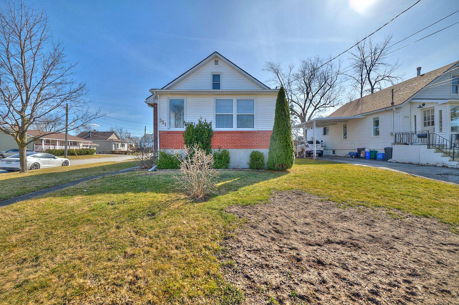 Fort Erie, ON L2A 2X4,331 Brock ST