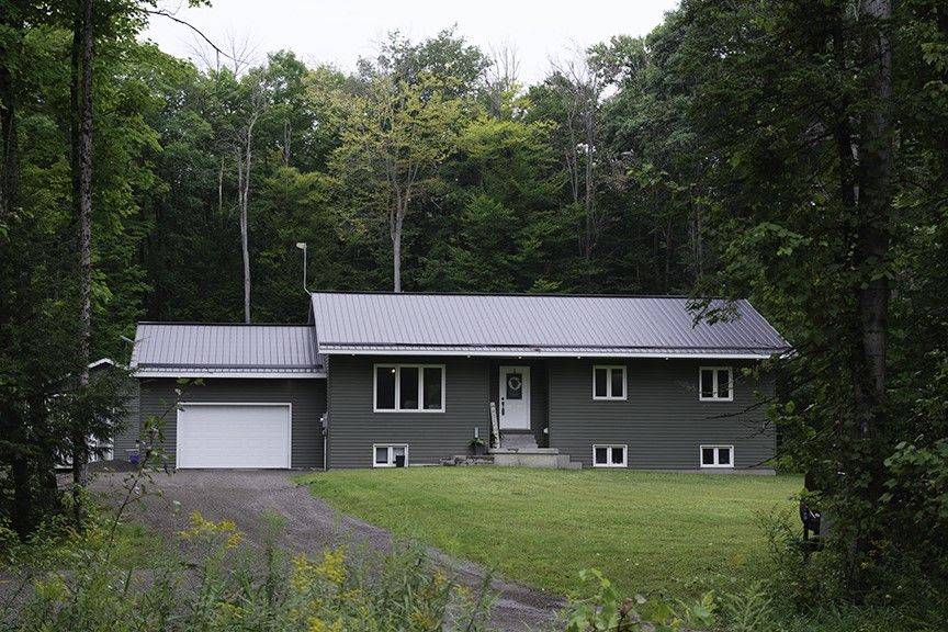Mcnab/braeside, ON K0A 3L0,513 Stewartville RD
