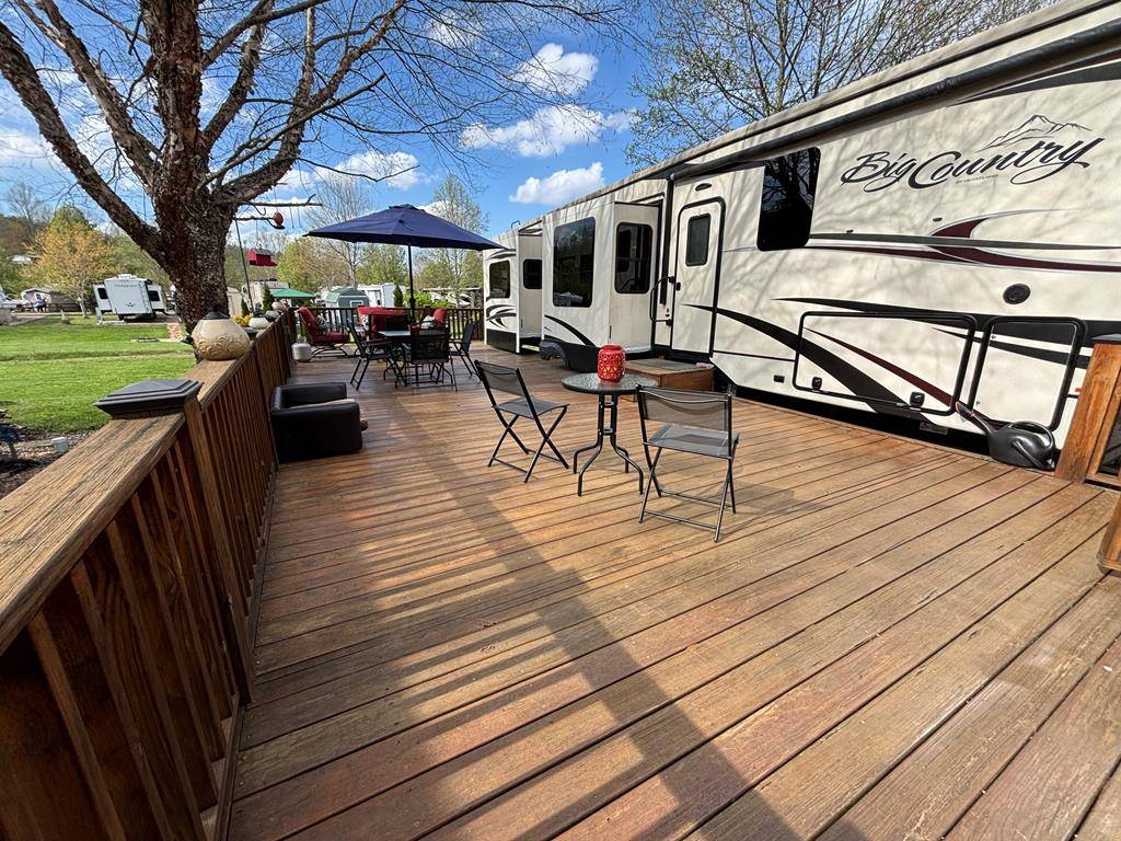 Blairsville, GA 30512,215 Kole Drive