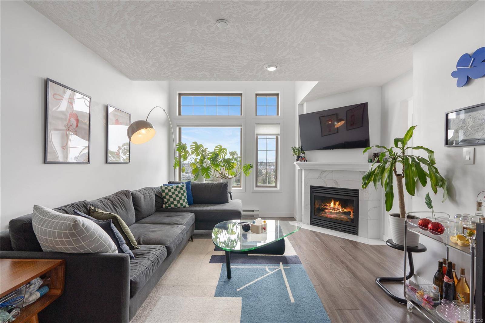 Saanich, BC V8Z 4C2,3700 Carey Rd #409