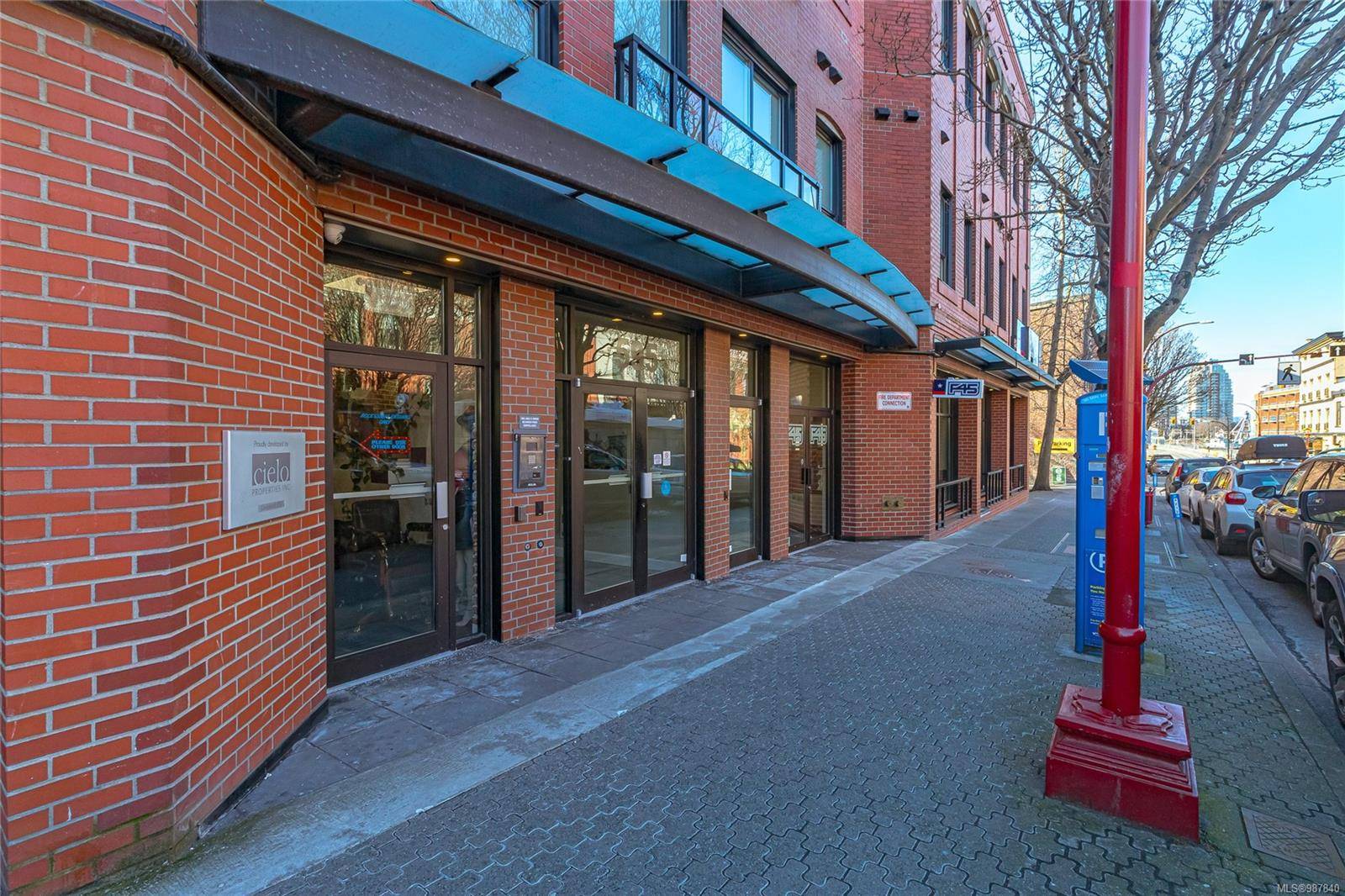 Victoria, BC V8W 1N5,595 Pandora Ave #316