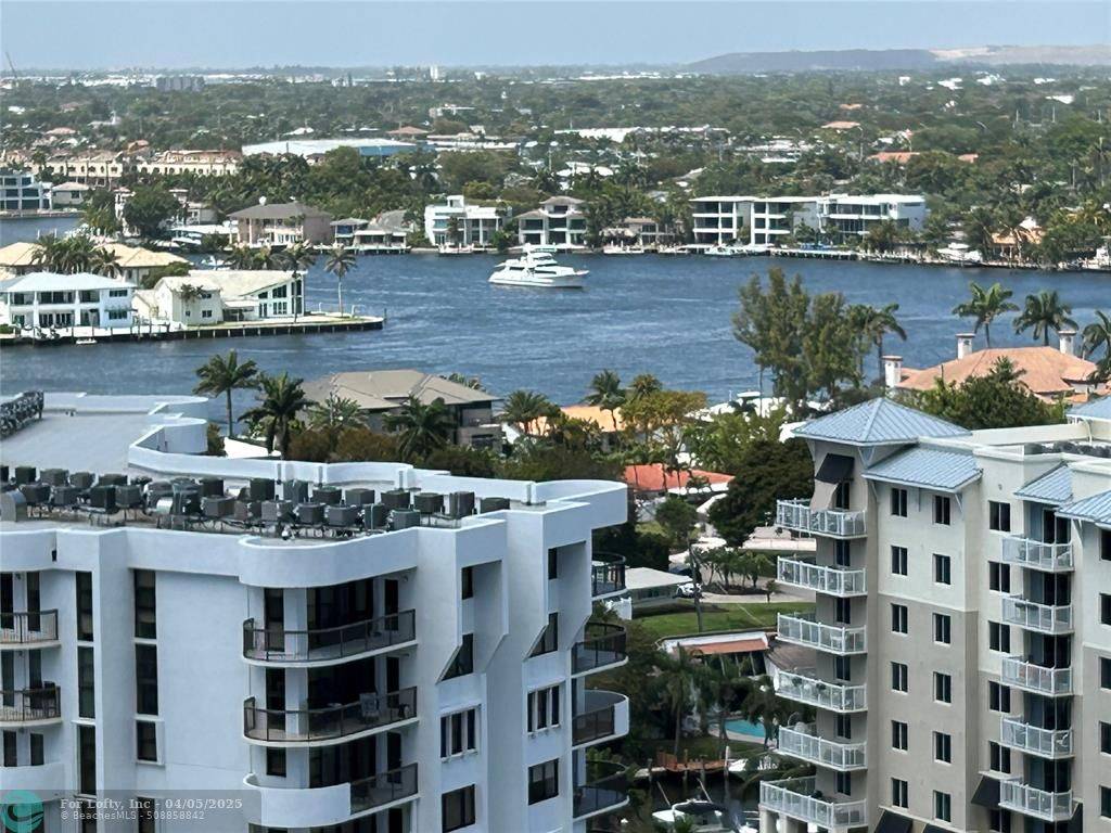 Pompano Beach, FL 33062,1370 S Ocean Blvd  #1806