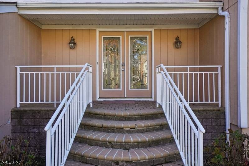 Springfield Twp., NJ 07081,18 Bernadette Ct