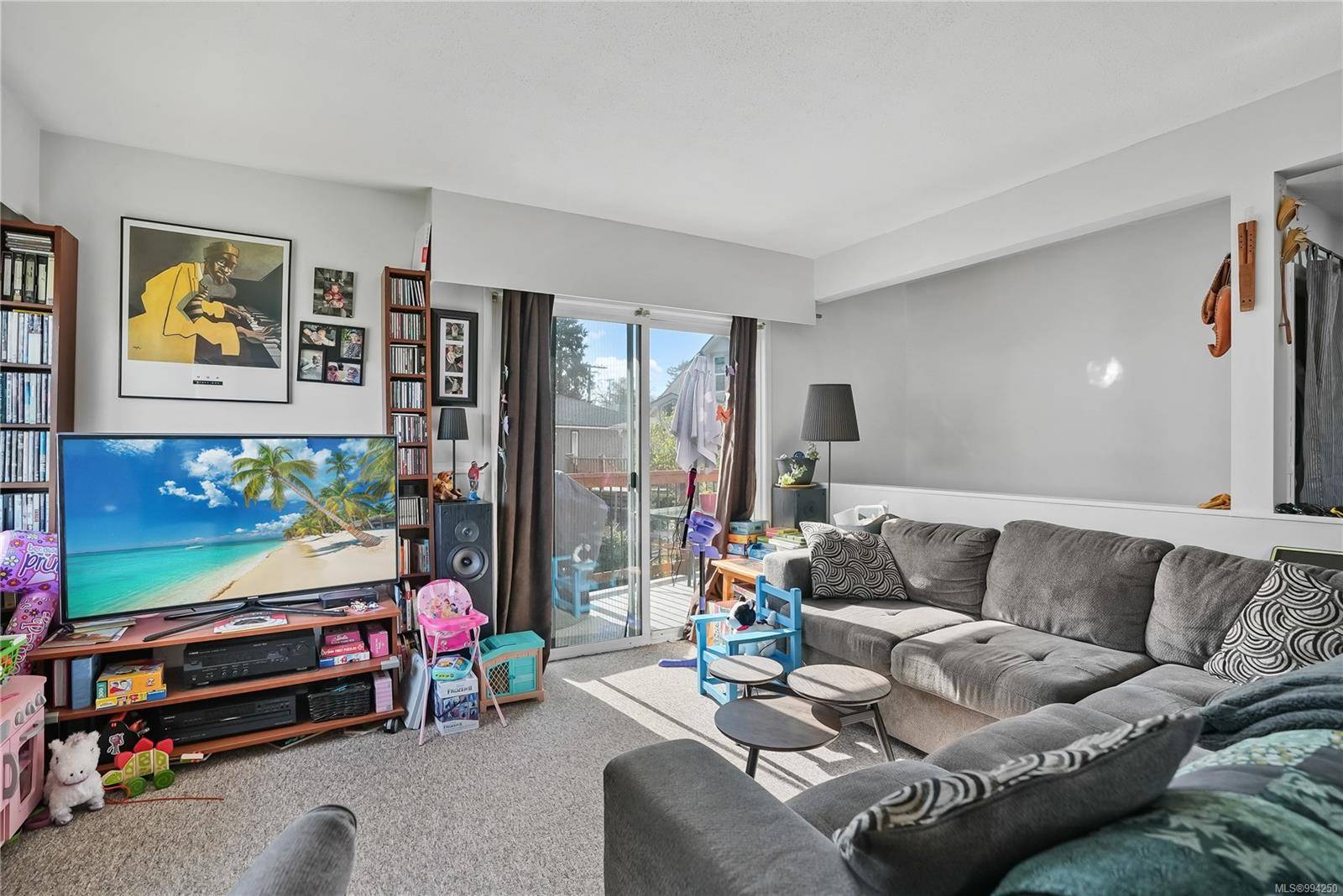 Victoria, BC V8T 2G5,1426 Westall Ave