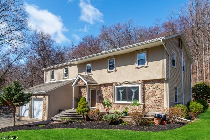 Kinnelon Boro, NJ 07405,148 Kinnelon Rd