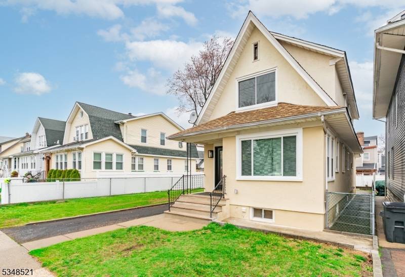 North Arlington Boro, NJ 07031,36 Melrose Ave, Unit 2