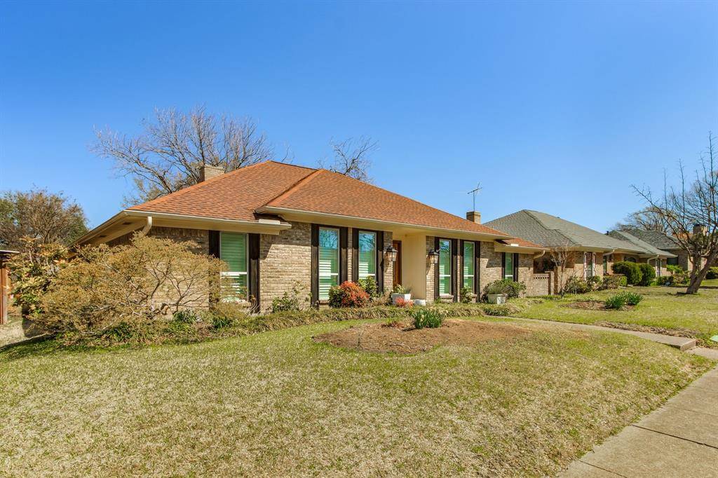 Dallas, TX 75243,10205 Cimmaron Trail