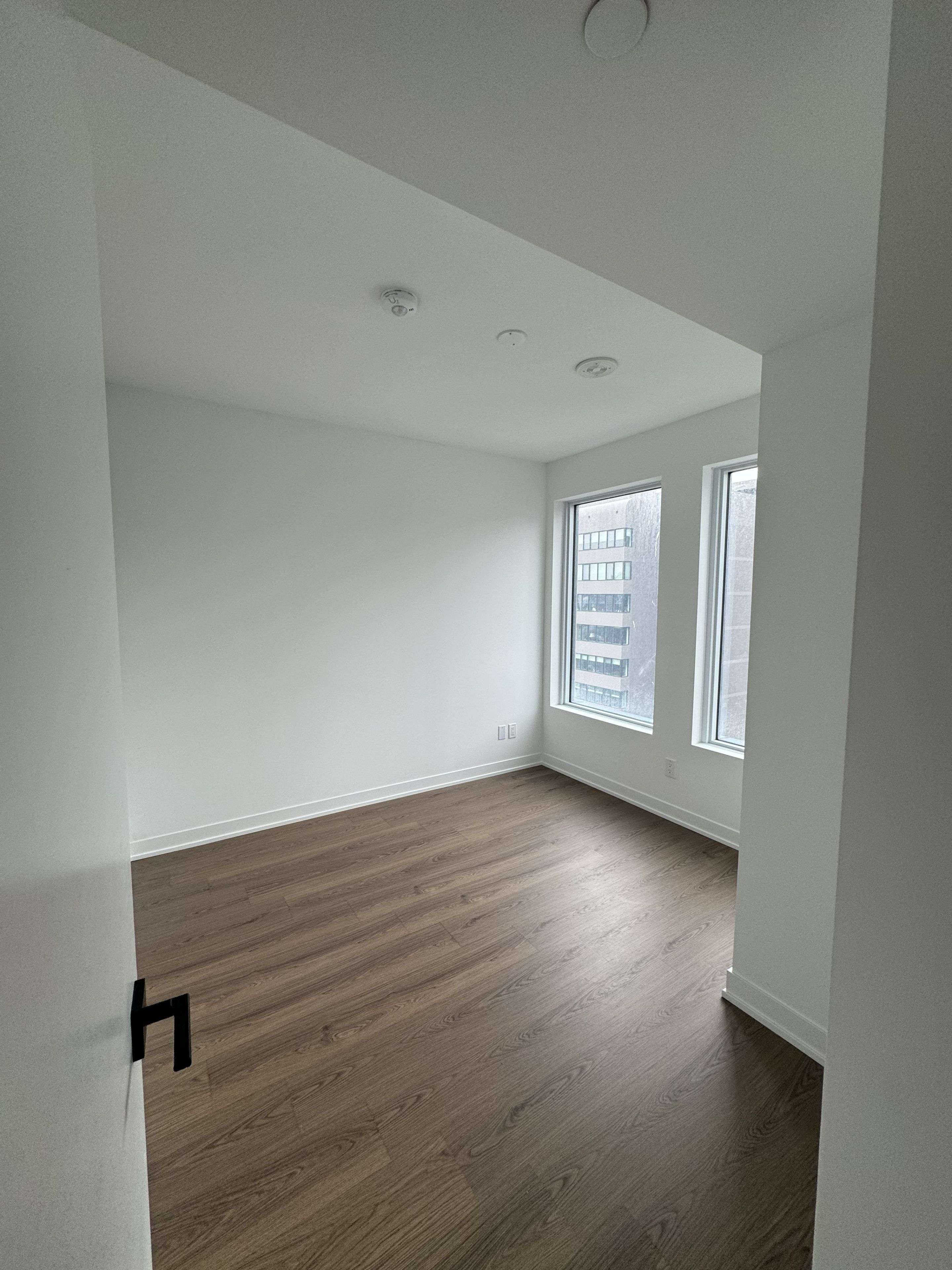 Toronto C08, ON M5B 0C8,319 jarvis ST #1103