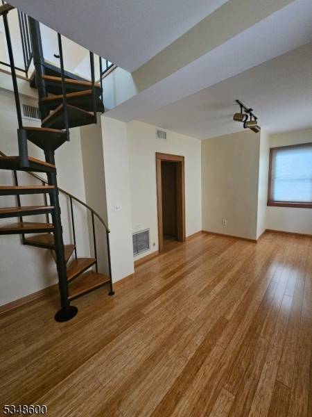 East Rutherford Boro, NJ 07073,190 Carlton Ave