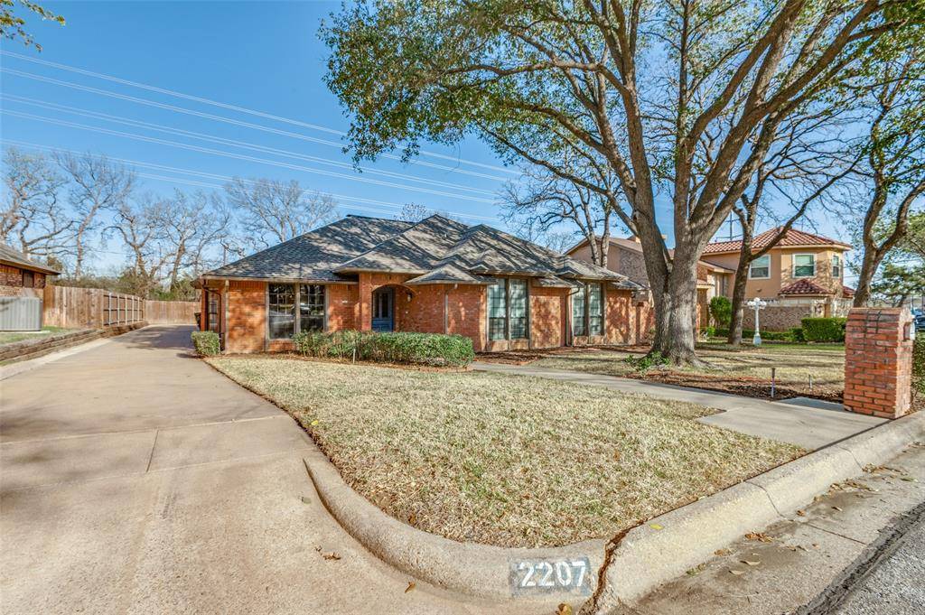 Arlington, TX 76013,2207 Rocky Branch Drive