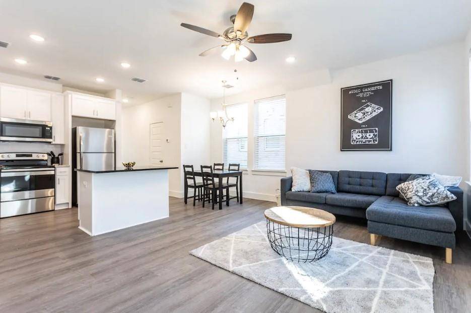Mckinney, TX 75069,813 Fenet Street