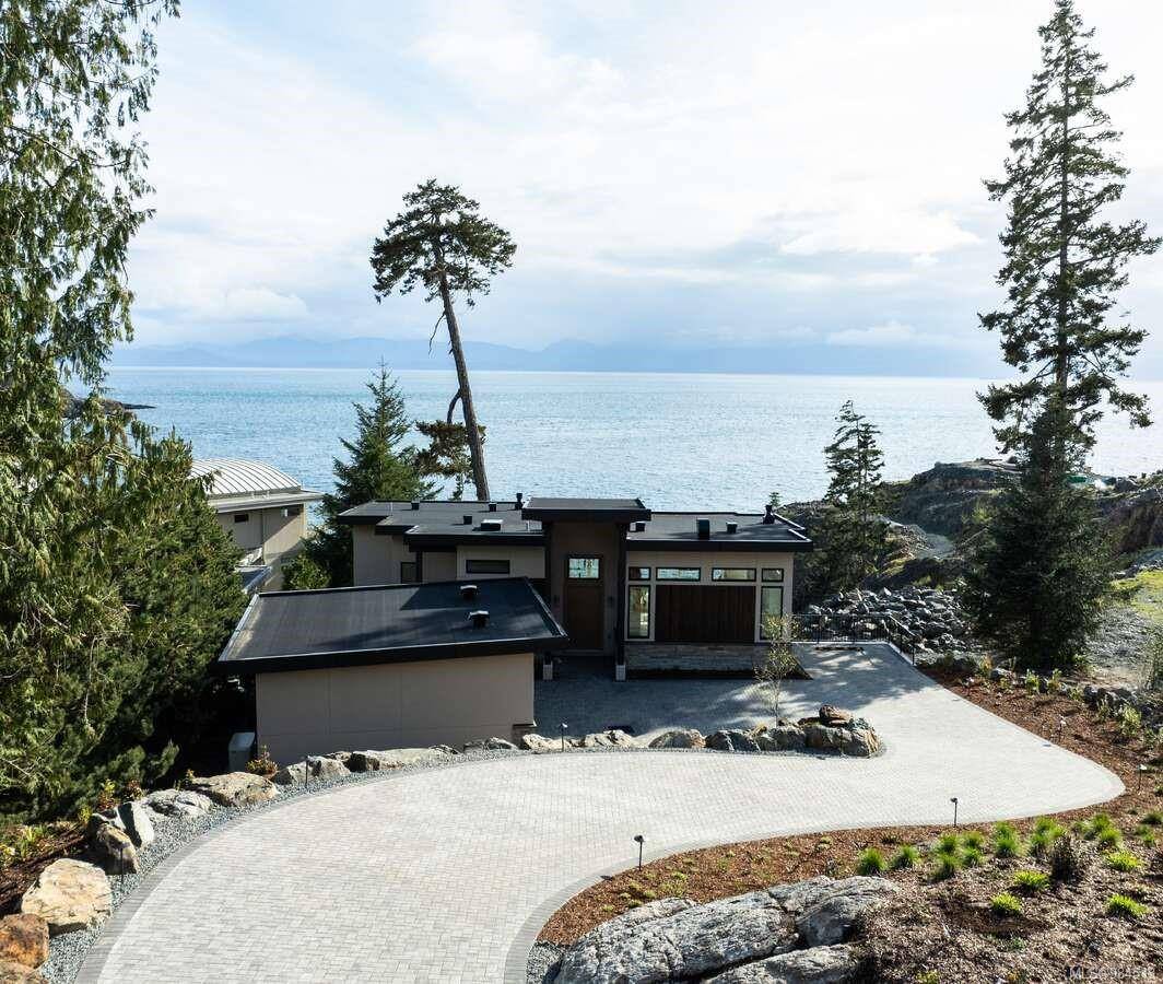 Sooke, BC V9Z 1L8,7510 Ocean Park Pl