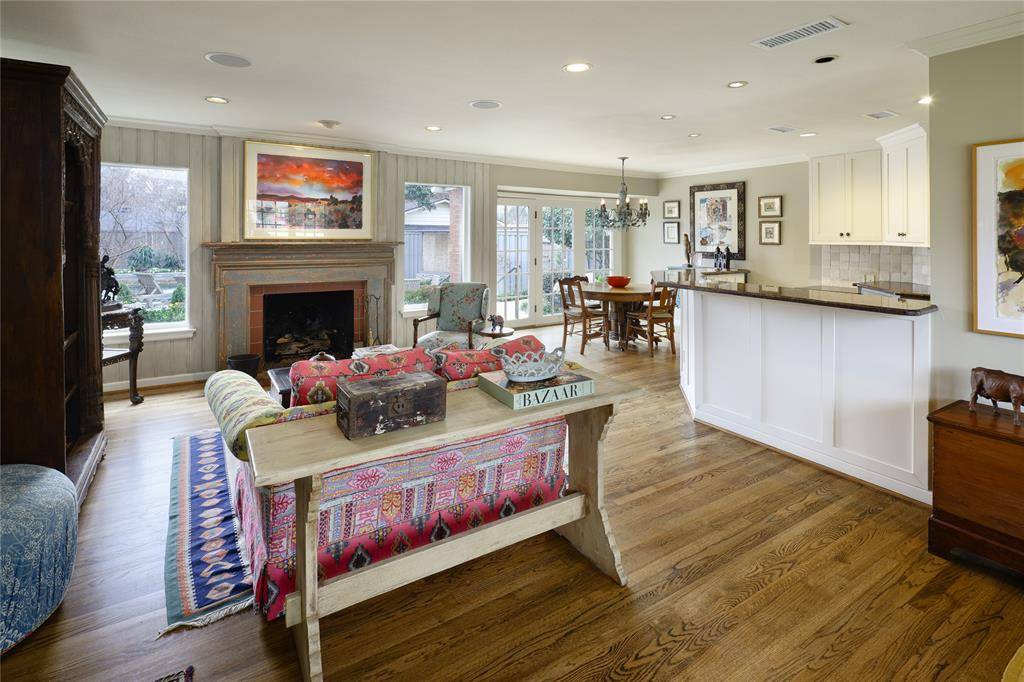 Dallas, TX 75229,4314 Southcrest Road