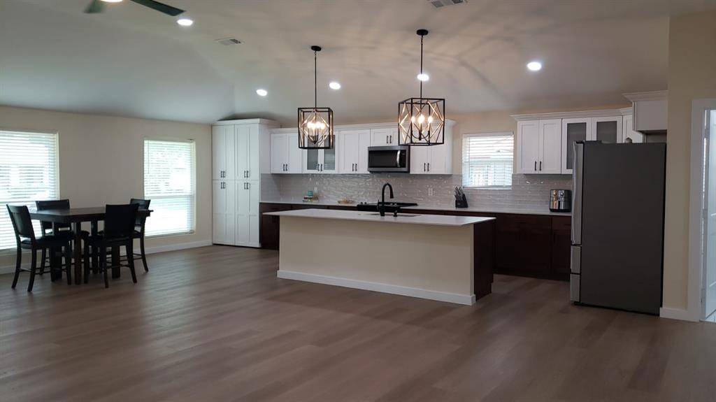 Dallas, TX 75227,4919 Chilton Drive