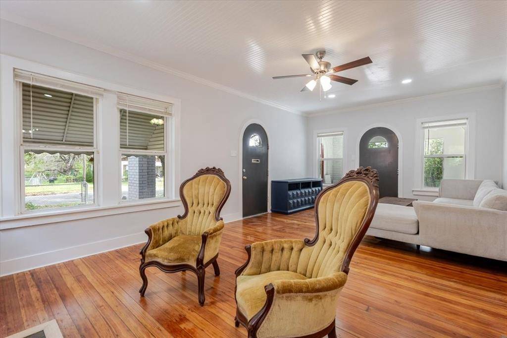 Mineral Wells, TX 76067,412 SW 4th Avenue