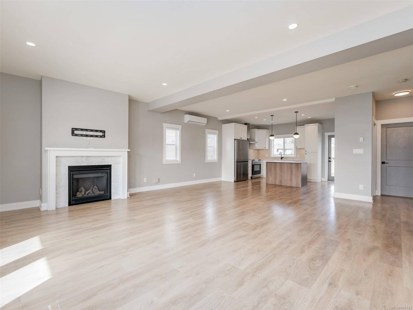 Langford, BC V9C 0N5,1161 smokehouse Cres