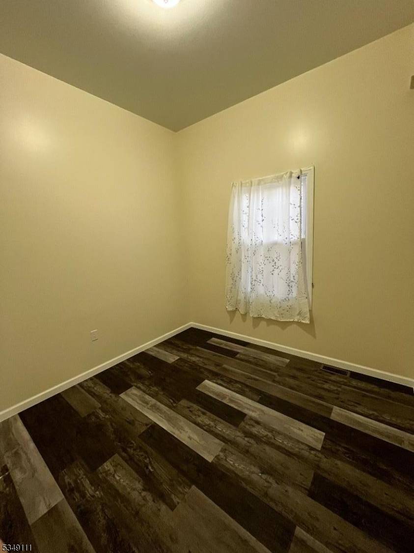 Elizabeth City, NJ 07206,232 Front St