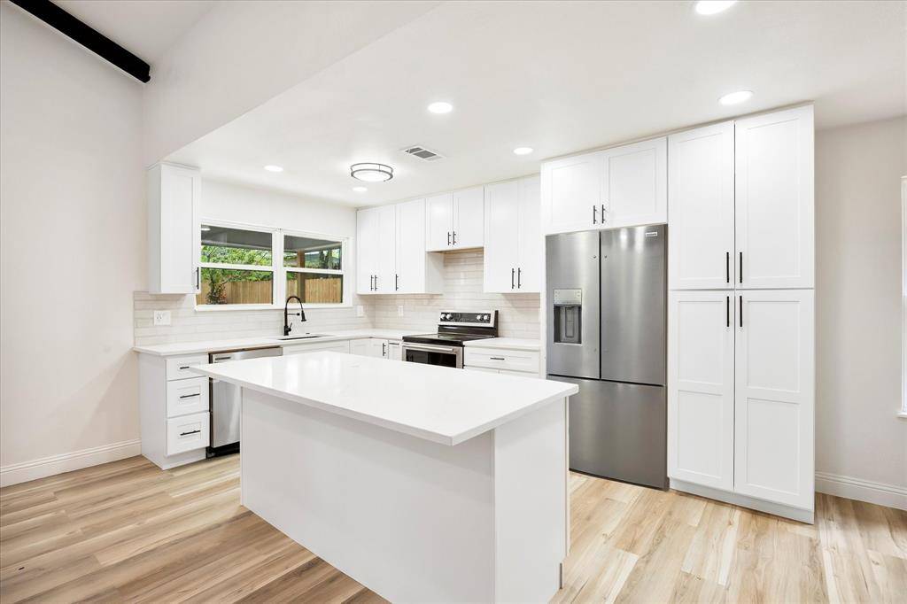 North Richland Hills, TX 76180,3728 Billie Faye Drive