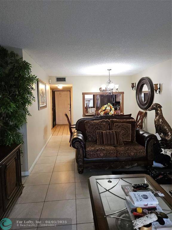 Hollywood, FL 33026,10601 NW 11th St  #10601