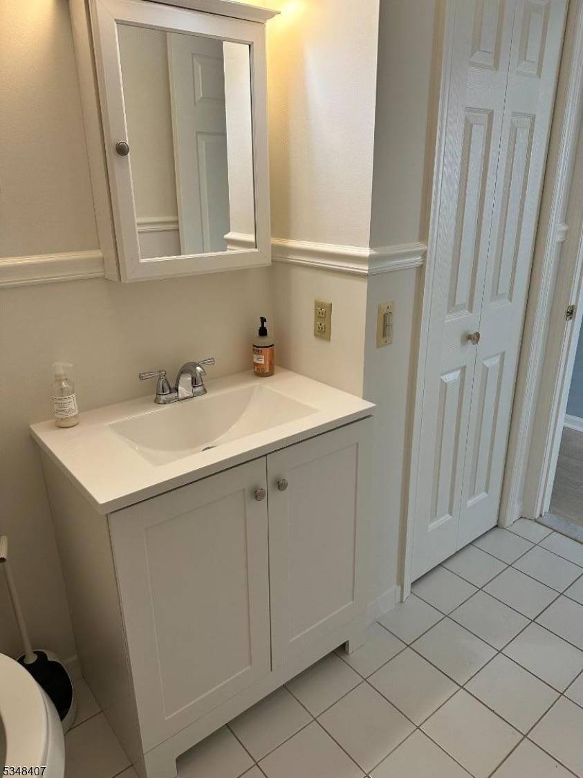 Montville Twp., NJ 07045,79 Genoble Rd #79
