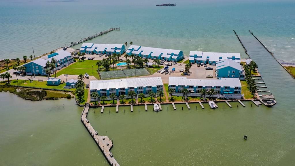 Rockport, TX 78382,2292 N Fulton Beach Road #202