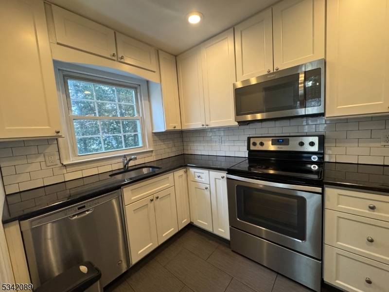 Bernardsville Boro, NJ 07924,43 Wesley Ave #A