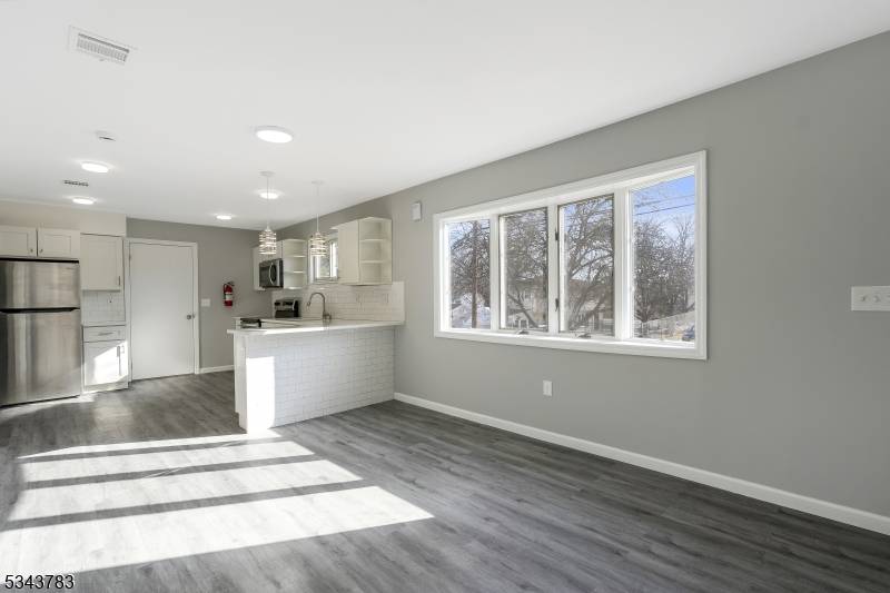 Sayreville Boro, NJ 08859,25 Pinetree Dr
