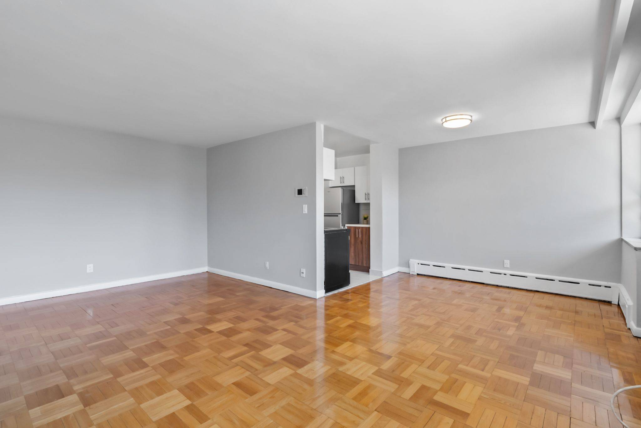Toronto C02, ON M4V 2S9,159 Russell Hill RD #403