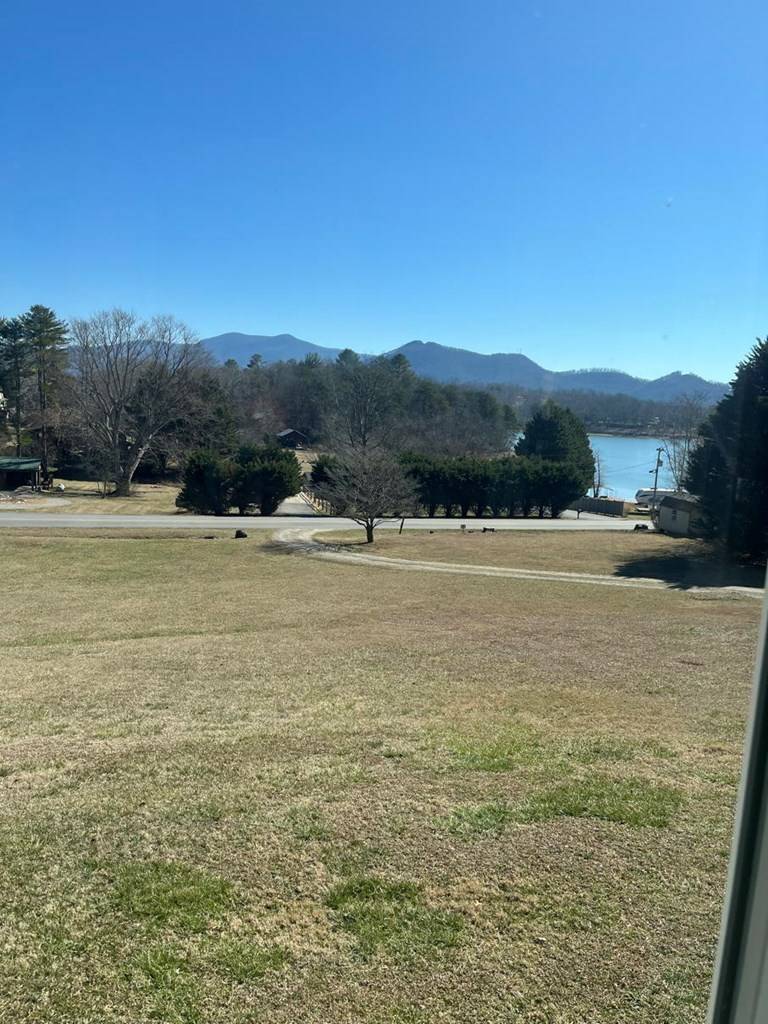 Hiawassee, GA 30546,1613 Cedar Cliff Road