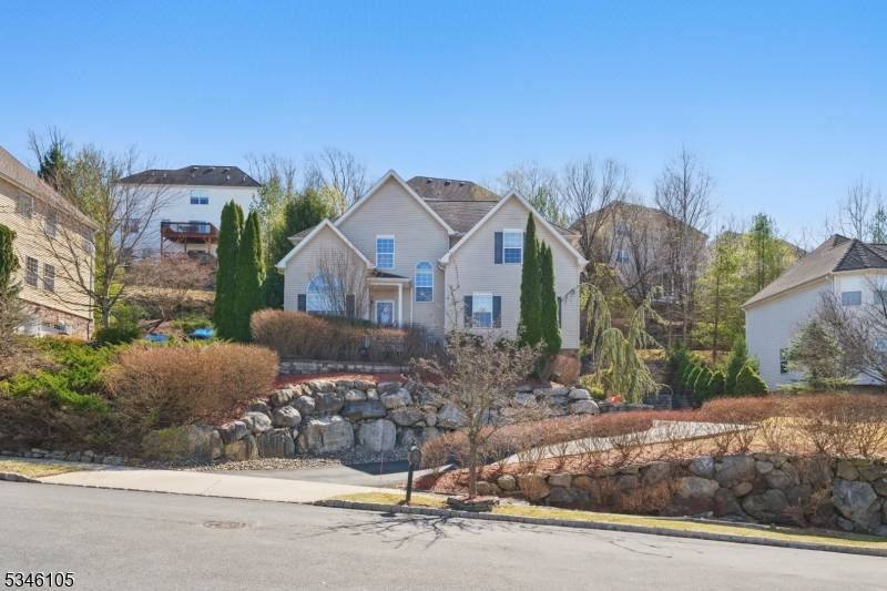 Allamuchy Twp., NJ 07840,11 Butternut Ct