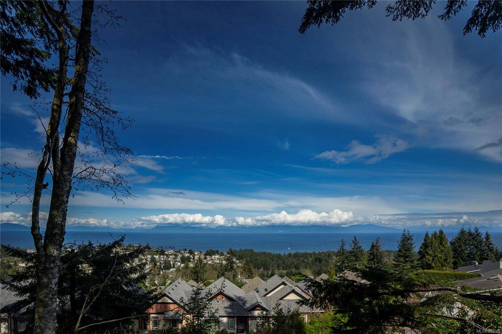 Nanaimo, BC V9T 5C4,4656 Lost Lake Rd