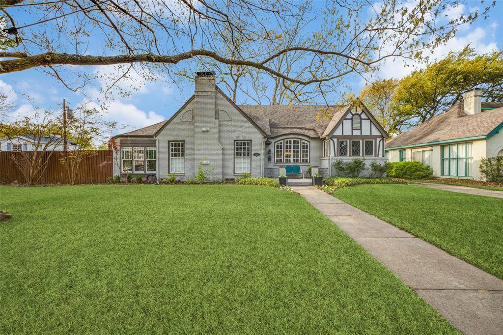 Dallas, TX 75214,6424 Glenrose Court