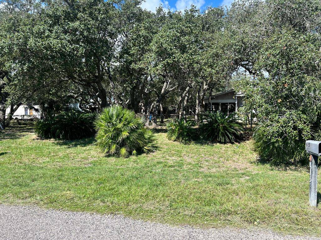 Rockport, TX 78382,615 S Fuqua St.