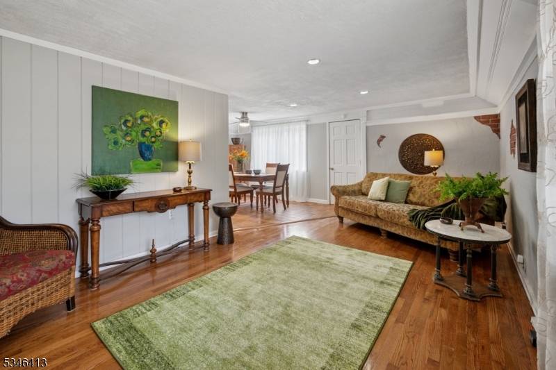 Parsippany-troy Hills Twp., NJ 07950,17 Moraine Rd