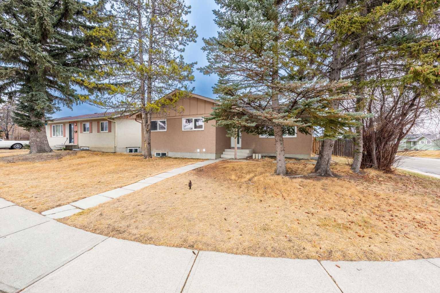 Calgary, AB T2A2Y6,632 Marian CRES NE