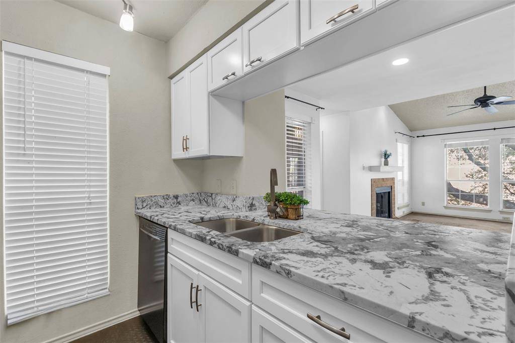 Addison, TX 75001,4067 Beltway Drive #225